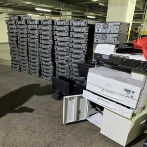 深圳回收電腦上班族專屬福利：英耀貼心服務(wù)，工作之余輕松變現(xiàn)